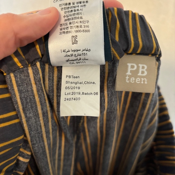 Pottery Barn Teen Harry Potter Pajamas Hufflepuff Stripe Shirt Pants size medium - Picture 9 of 16